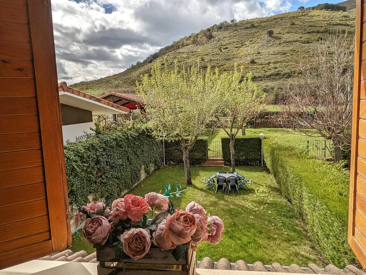 Jardí de Casa o xalet en venda en Ezcaray amb Calefacció, Jardí privat i Terrassa
