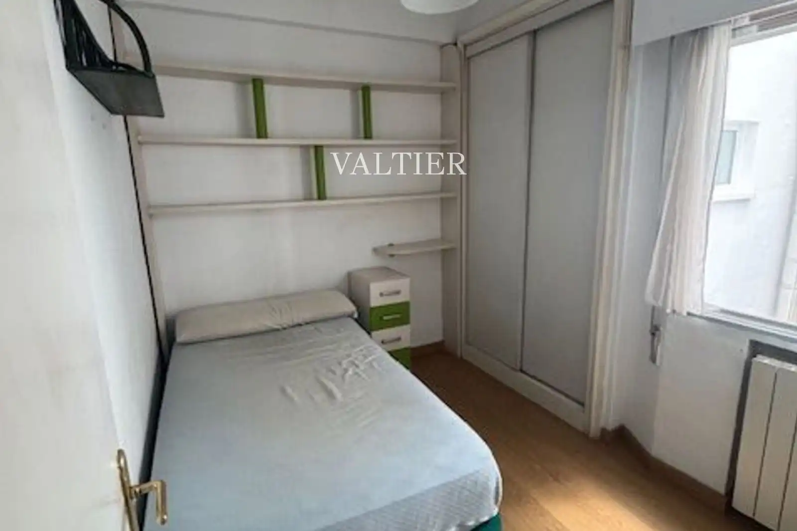 Bedroom of Flat for rent in Madrid  with Air Conditioner, Heating and Terrace