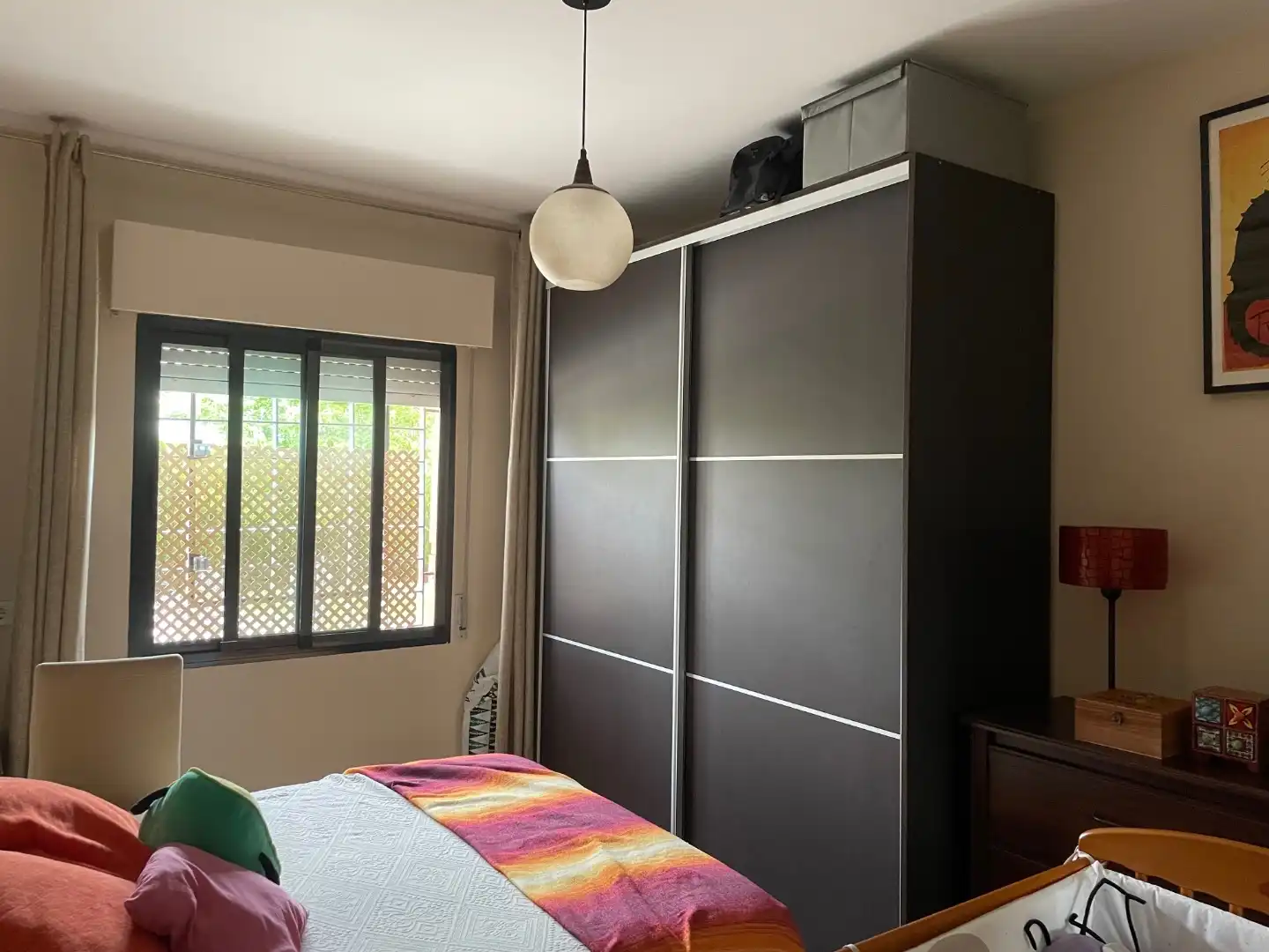 Bedroom of Flat for sale in  Sevilla Capital  with Air Conditioner