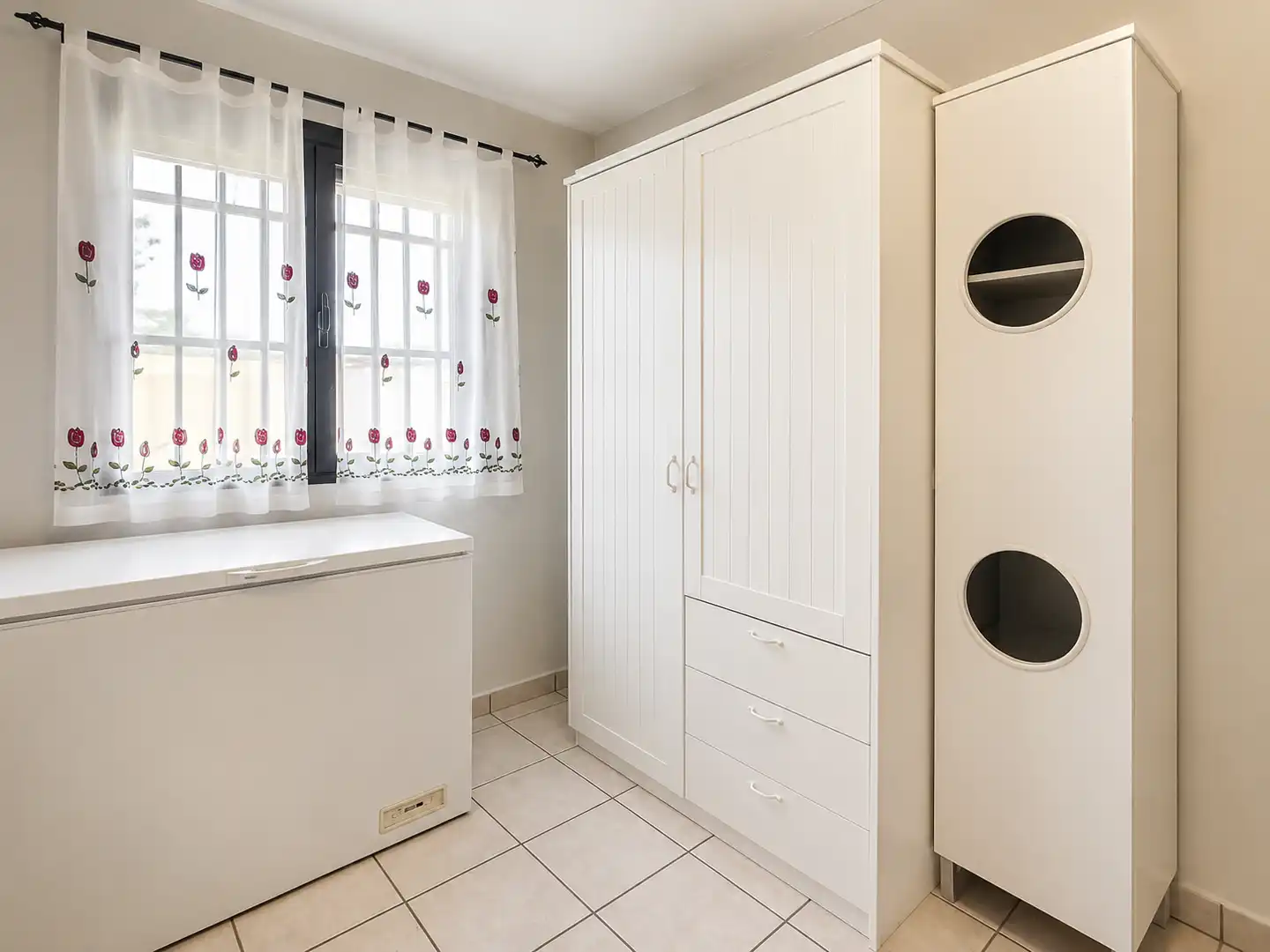 Habitación de Casa o chalet en venta en Nuevo Baztán con Aire acondicionado, Calefacción y Jardín privado