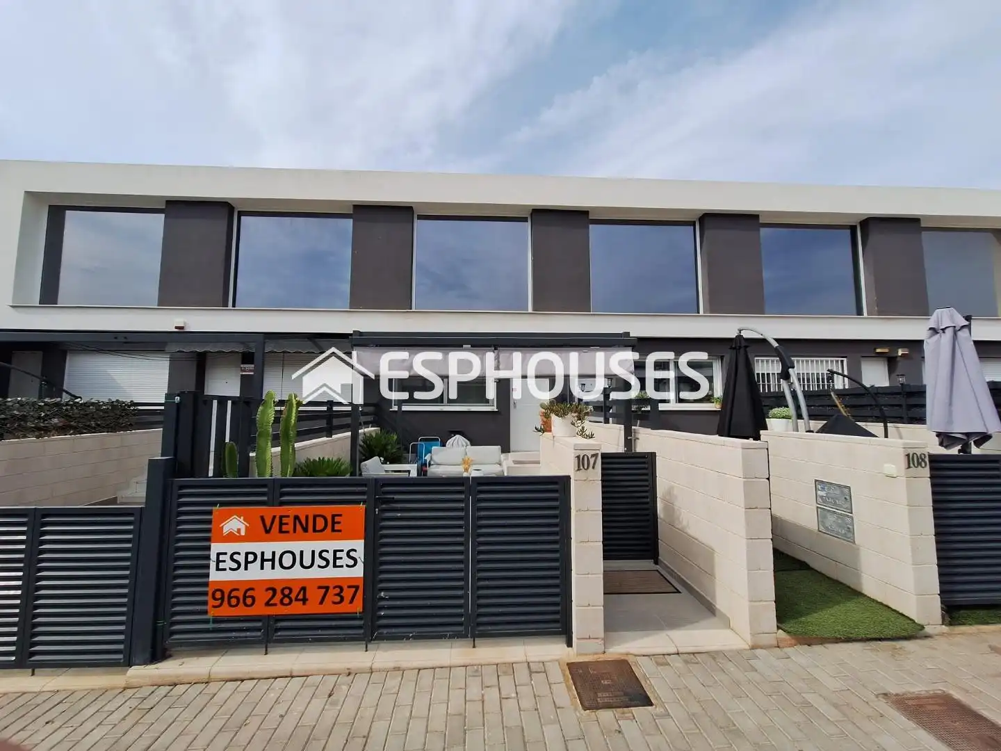 Casa pareada con terraza en venta en Gran Alacant