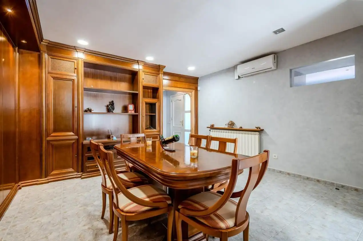 Comedor de Casa adosada en venta en Celrà