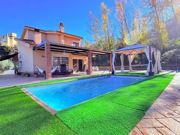 Casa amb piscina en venda a Can Font - Ca n'Avellaneda