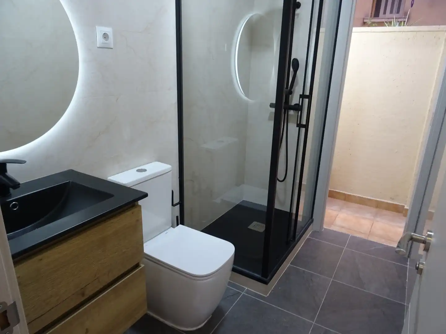 Baño de Piso en venta en Móstoles con Calefacción