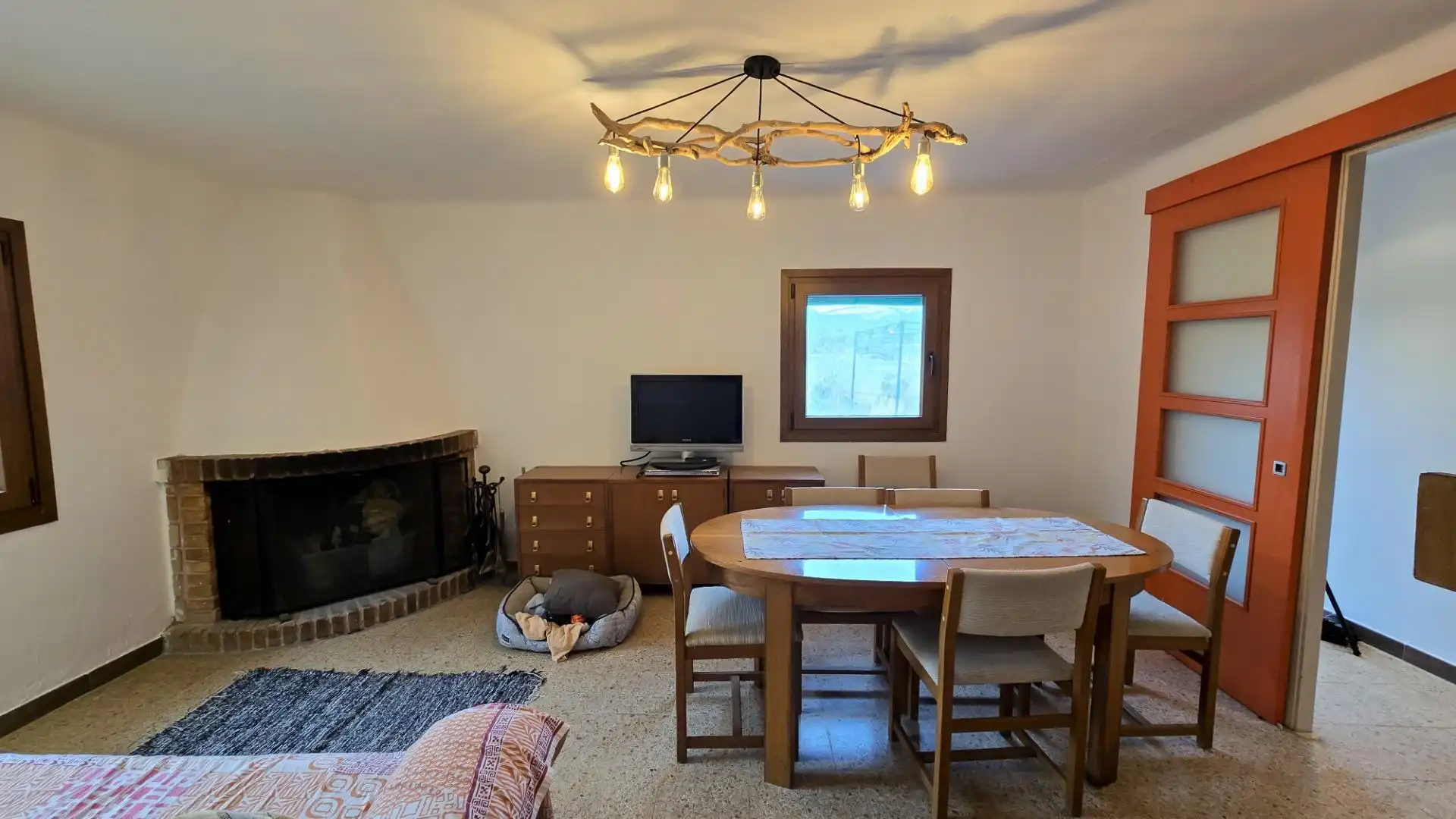 Sala de estar de Casa o chalet en venta en Santa Maria de Miralles con Jardín privado