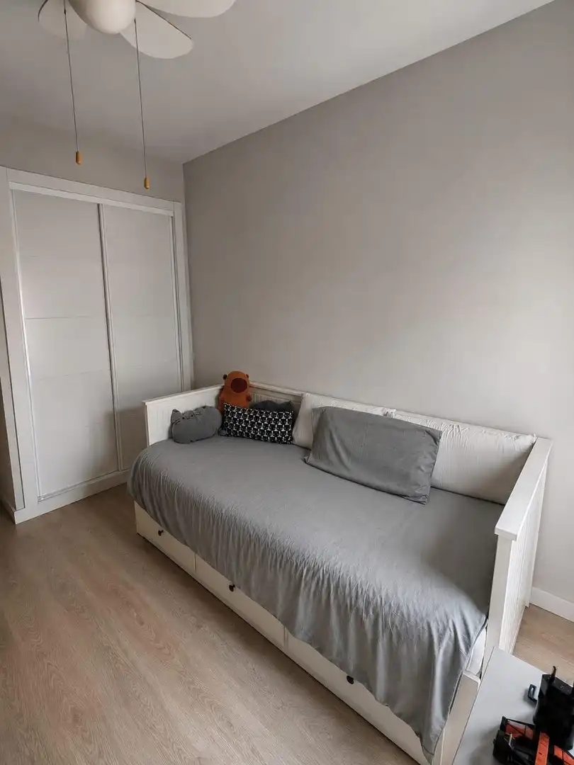 Bedroom of Flat for sale in Sevilla  with Air Conditioner, Terrace and Community pool