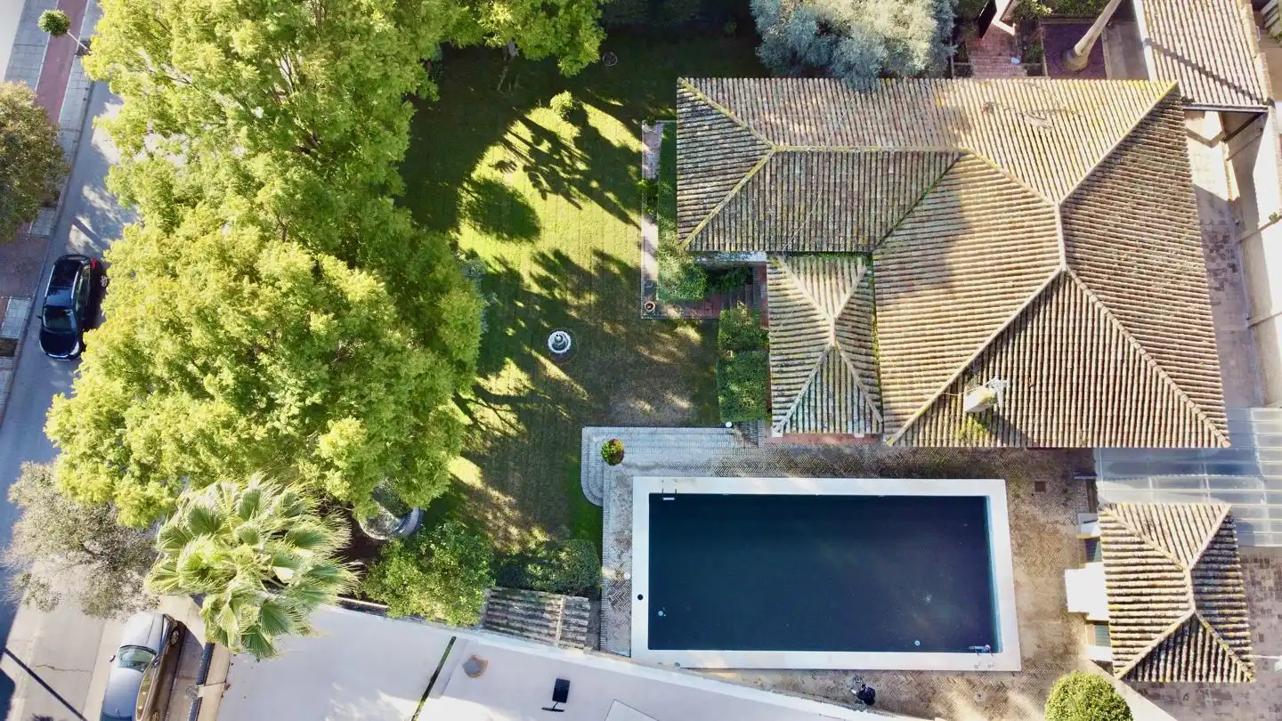 Casa o xalet en venda a Jacinto Benavente, Gines