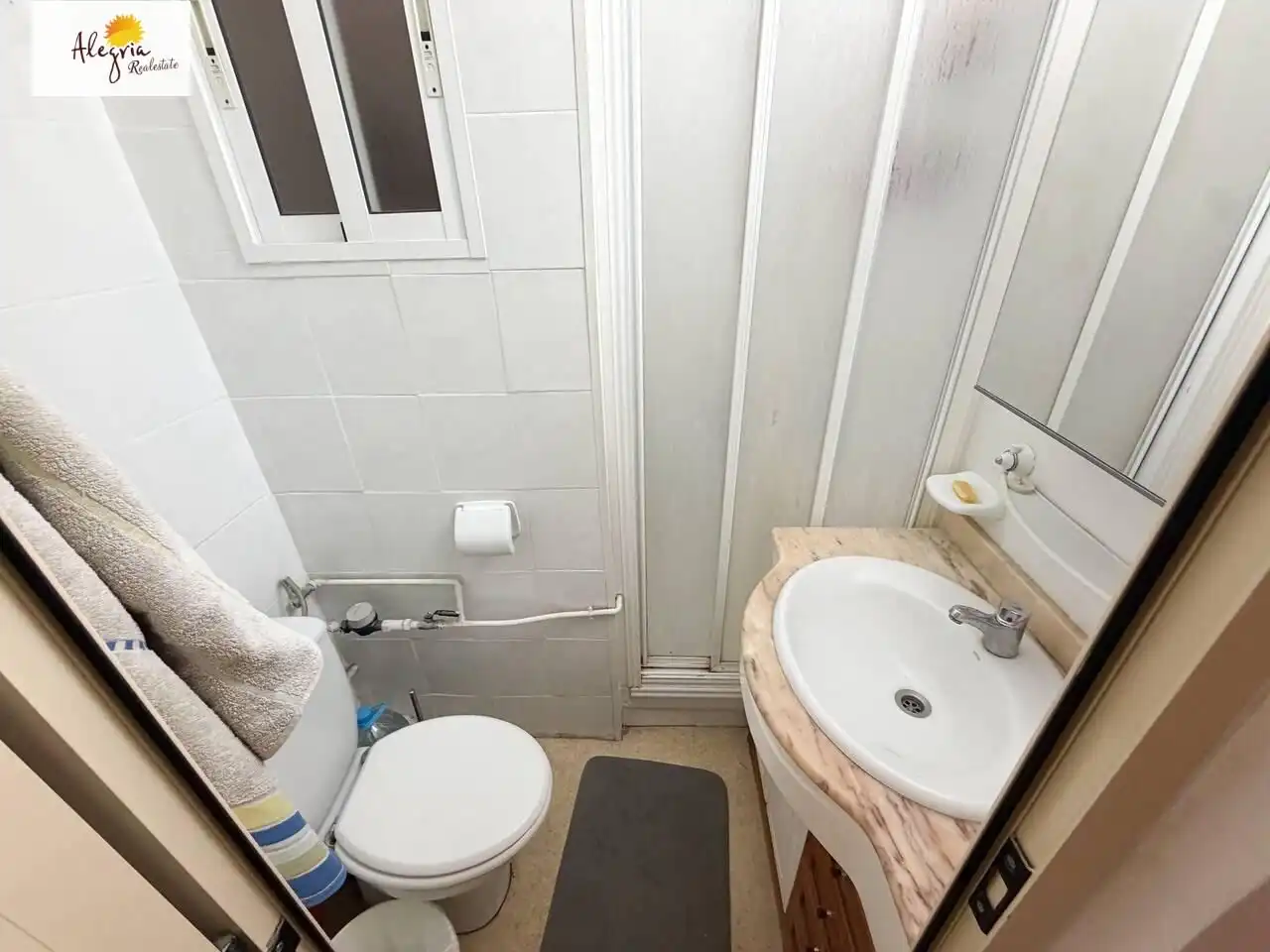 Baño de Apartamento en venta en Manises con Aire acondicionado, Amueblado y Balcón