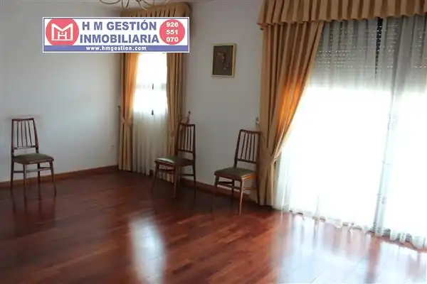 Wohnung mit Aufzug zum Verkauf in Herencia