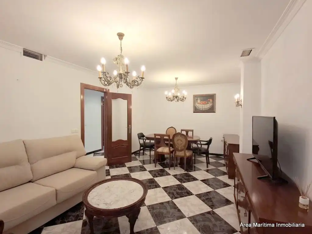 Flat for rent in Carrer d'Ernest Anastasio, El Cabanyal - El Canyamelar