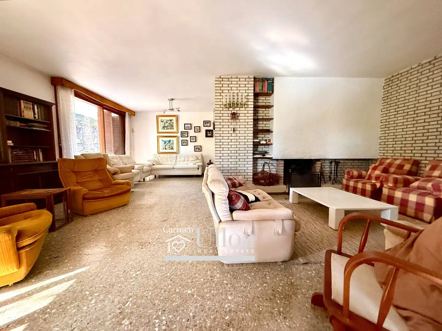 Sala d'estar de Casa o xalet en venda en Alicante / Alacant amb Aire condicionat, Jardí privat i Terrassa