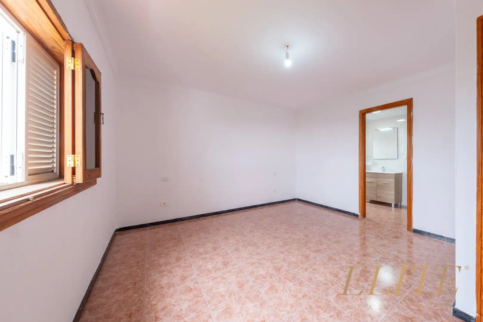 Sala d'estar de Casa adosada en venda en Las Palmas de Gran Canaria