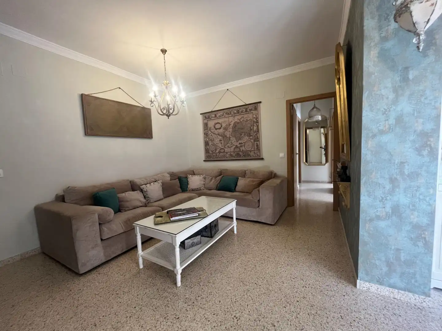 Sala d'estar de Planta baixa en venda en Jerez de la Frontera amb Aire condicionat, Calefacció i Jardí privat