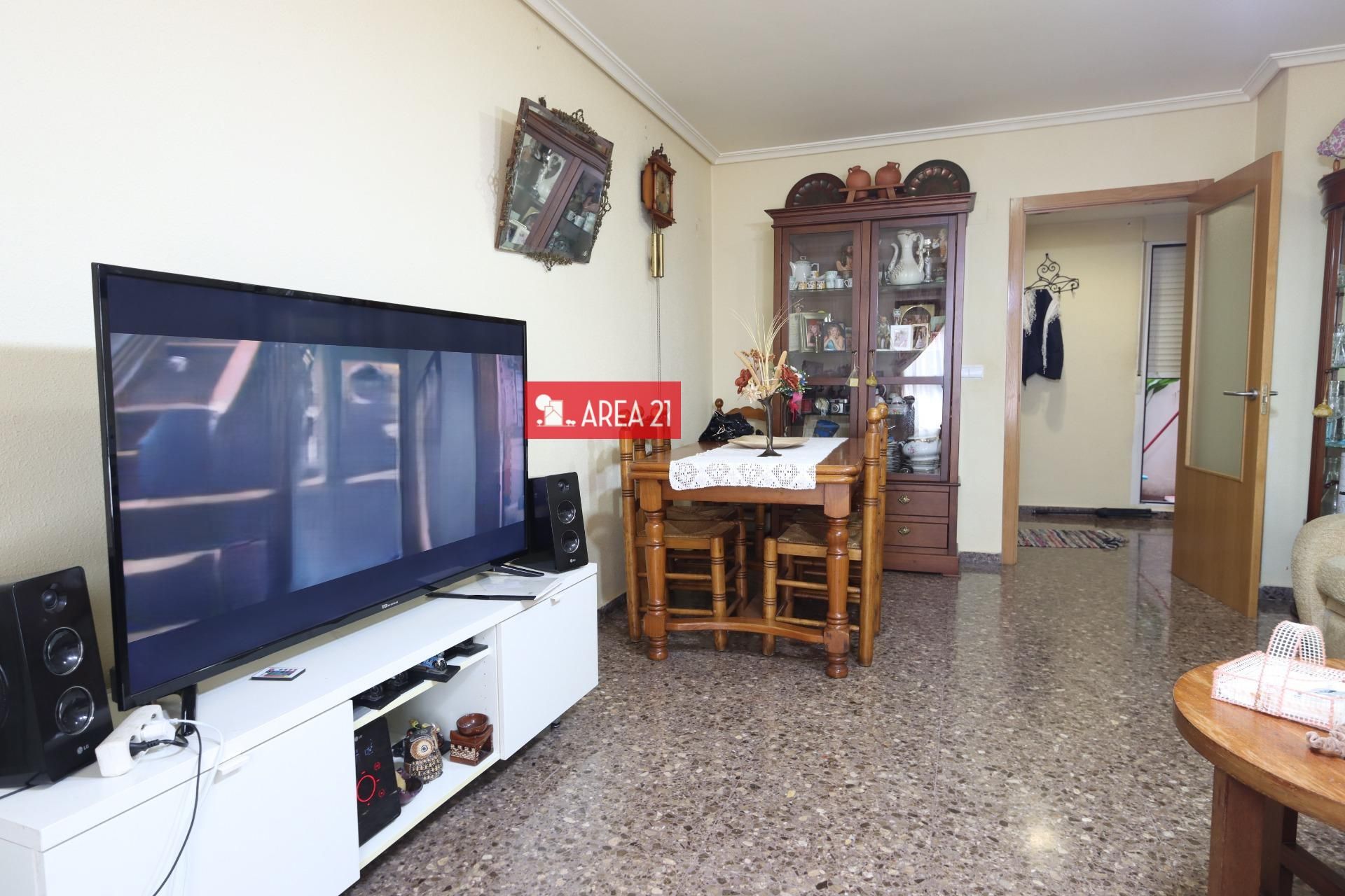 Living room of Flat for sale in Llíria  with Storage room and Balcony