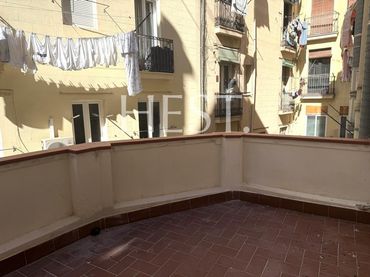 Flat with balcony for sale in Carrer del Bonsuccés