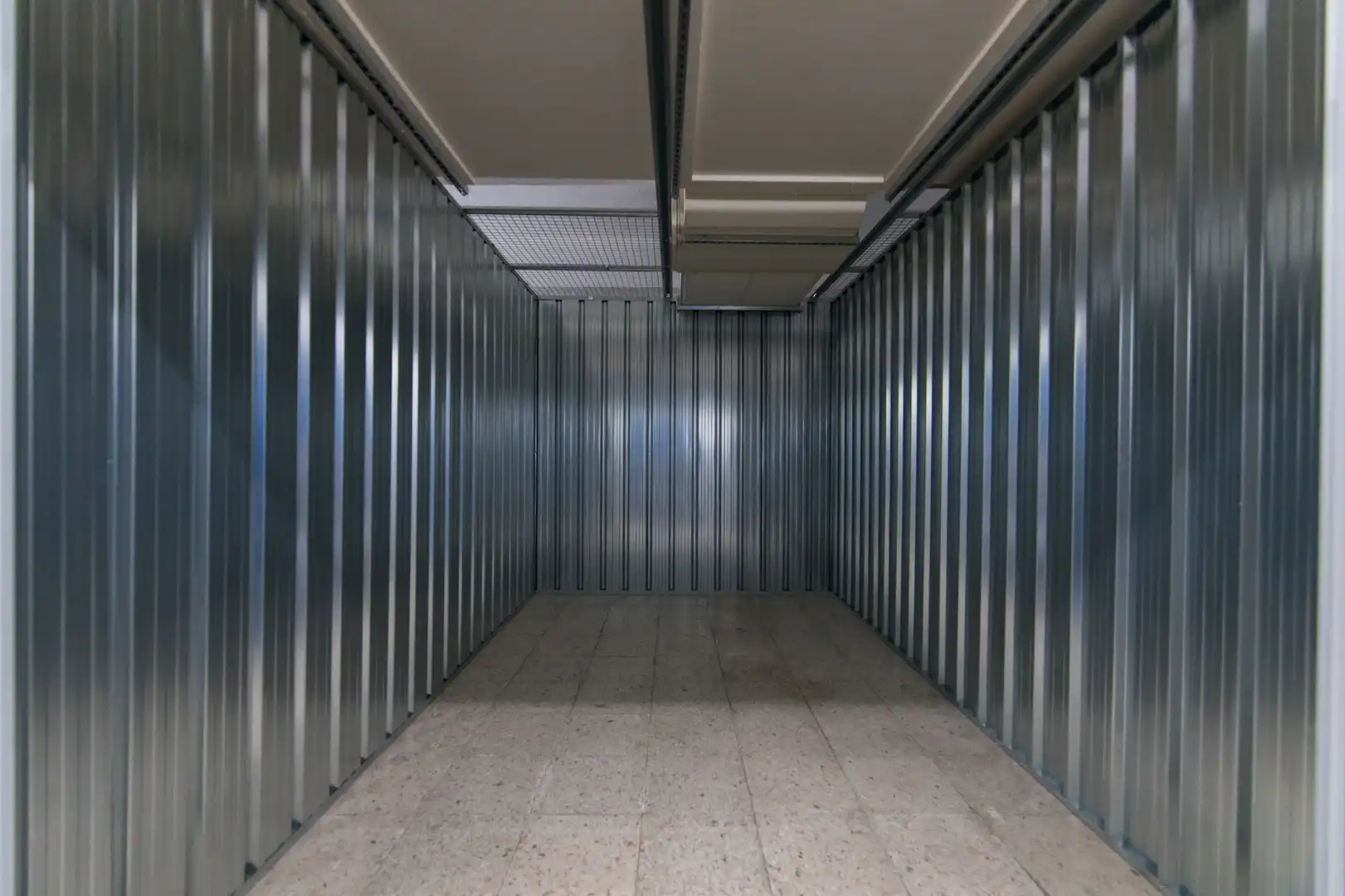 Storage room for rent in Blanes  with Alarm