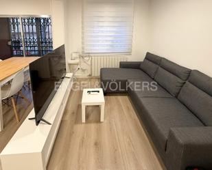 Sala d'estar de Apartament de lloguer en Getafe amb Aire condicionat, Moblat i Balcó