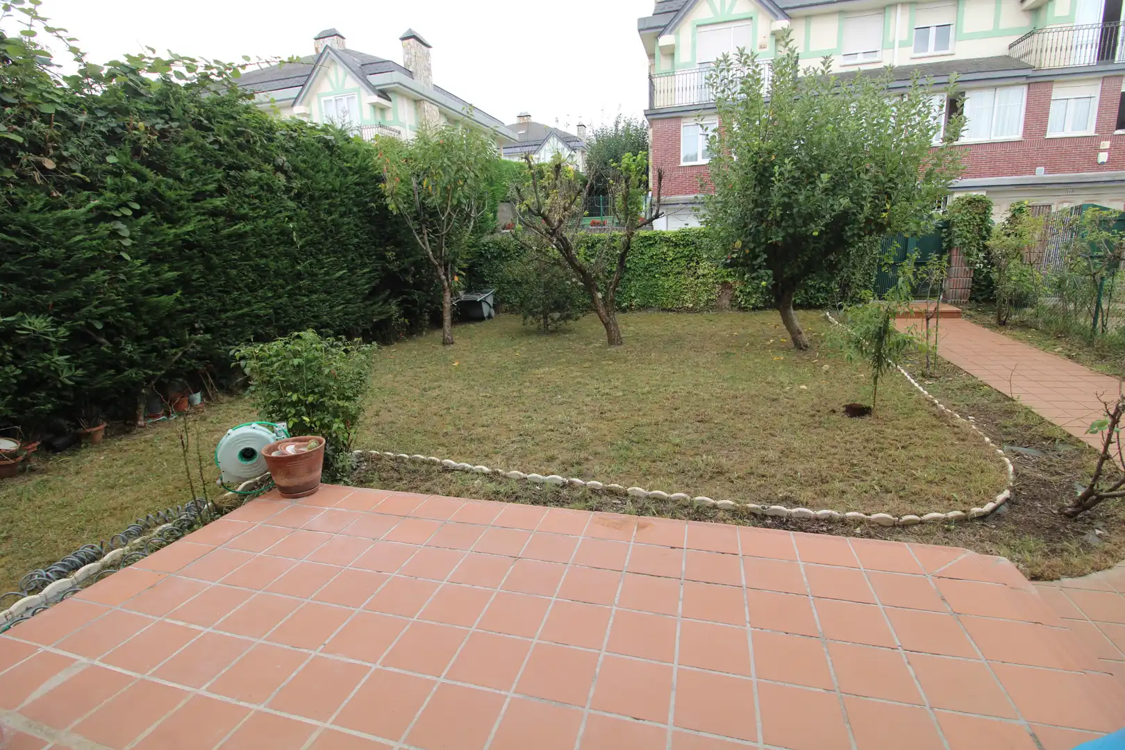Jardí de Casa o xalet en venda en Santa Cruz de Bezana amb Calefacció, Jardí privat i Terrassa