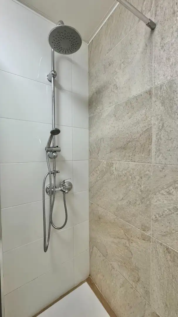 Baño de Piso en venta en Vigo  con Calefacción