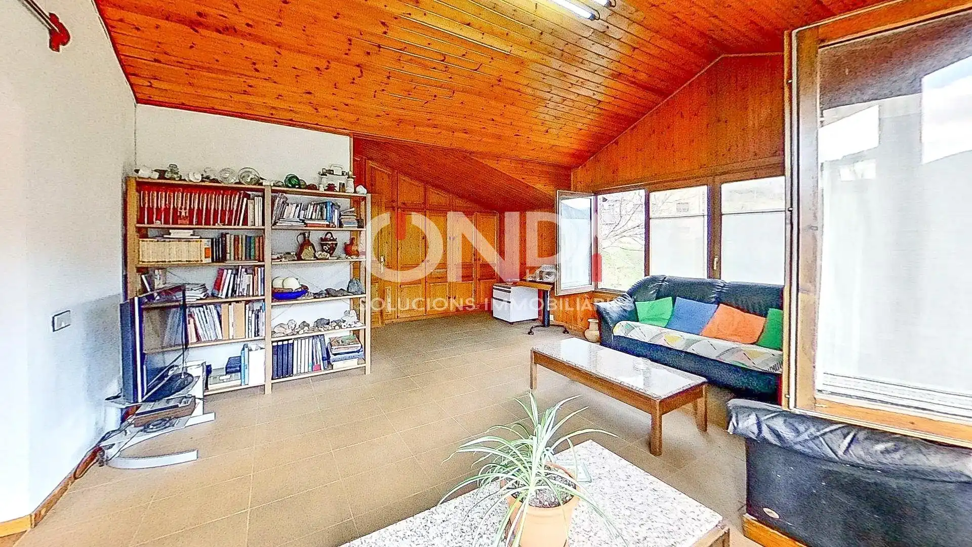 Sala de estar de Piso en venta en Sort con Trastero y Amueblado