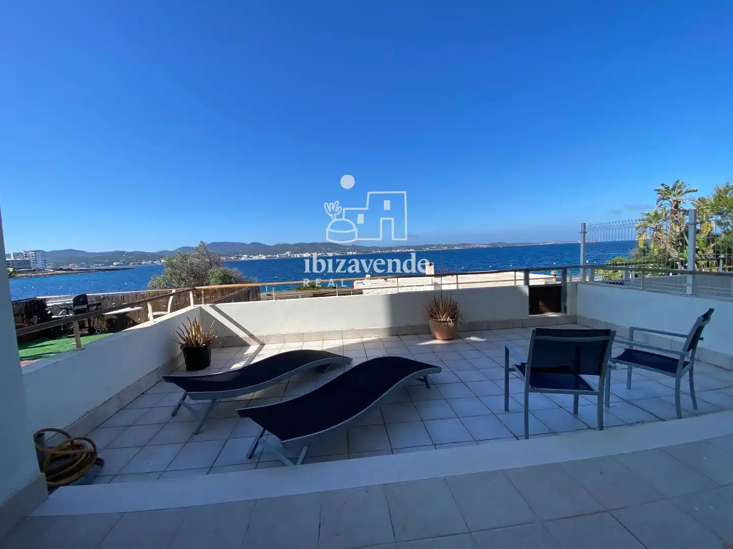 Vista exterior de Piso en venta en Sant Antoni de Portmany con Aire acondicionado, Calefacción y Terraza