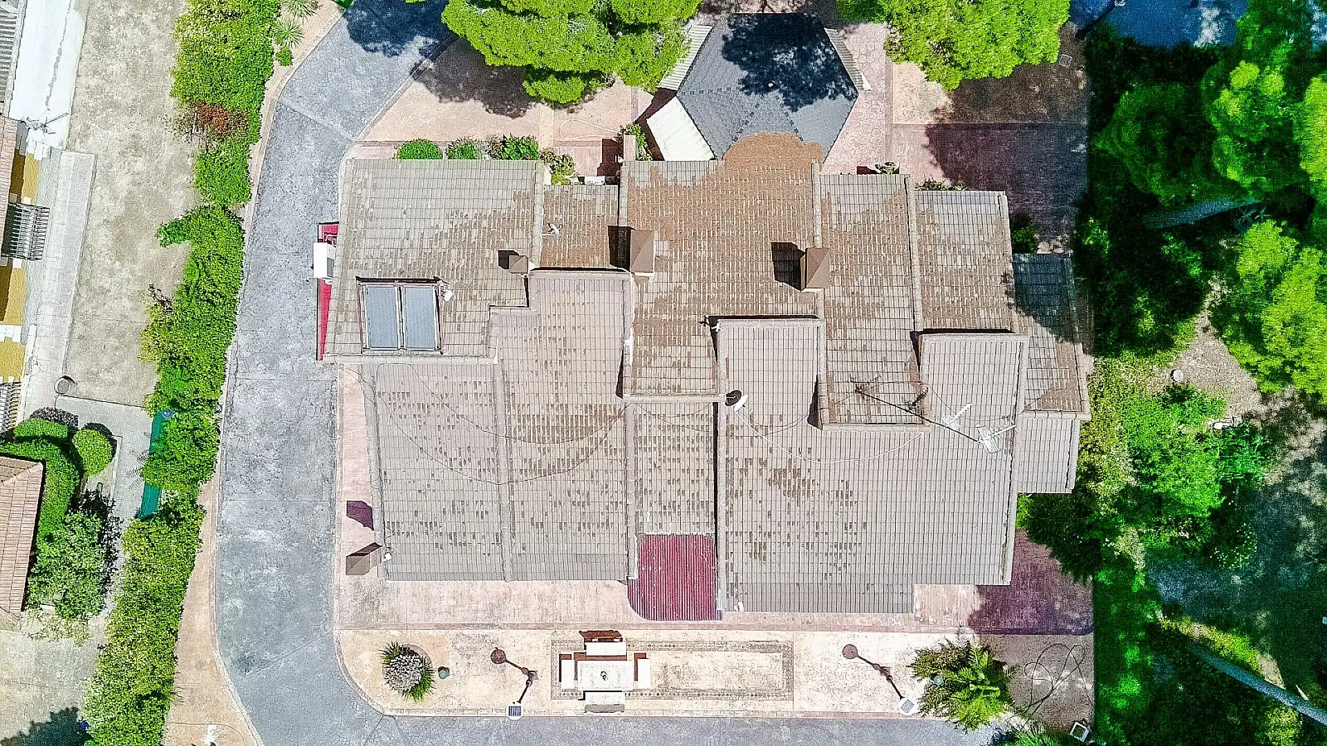 Vista exterior de Casa o xalet en venda en Yecla amb Terrassa i Moblat