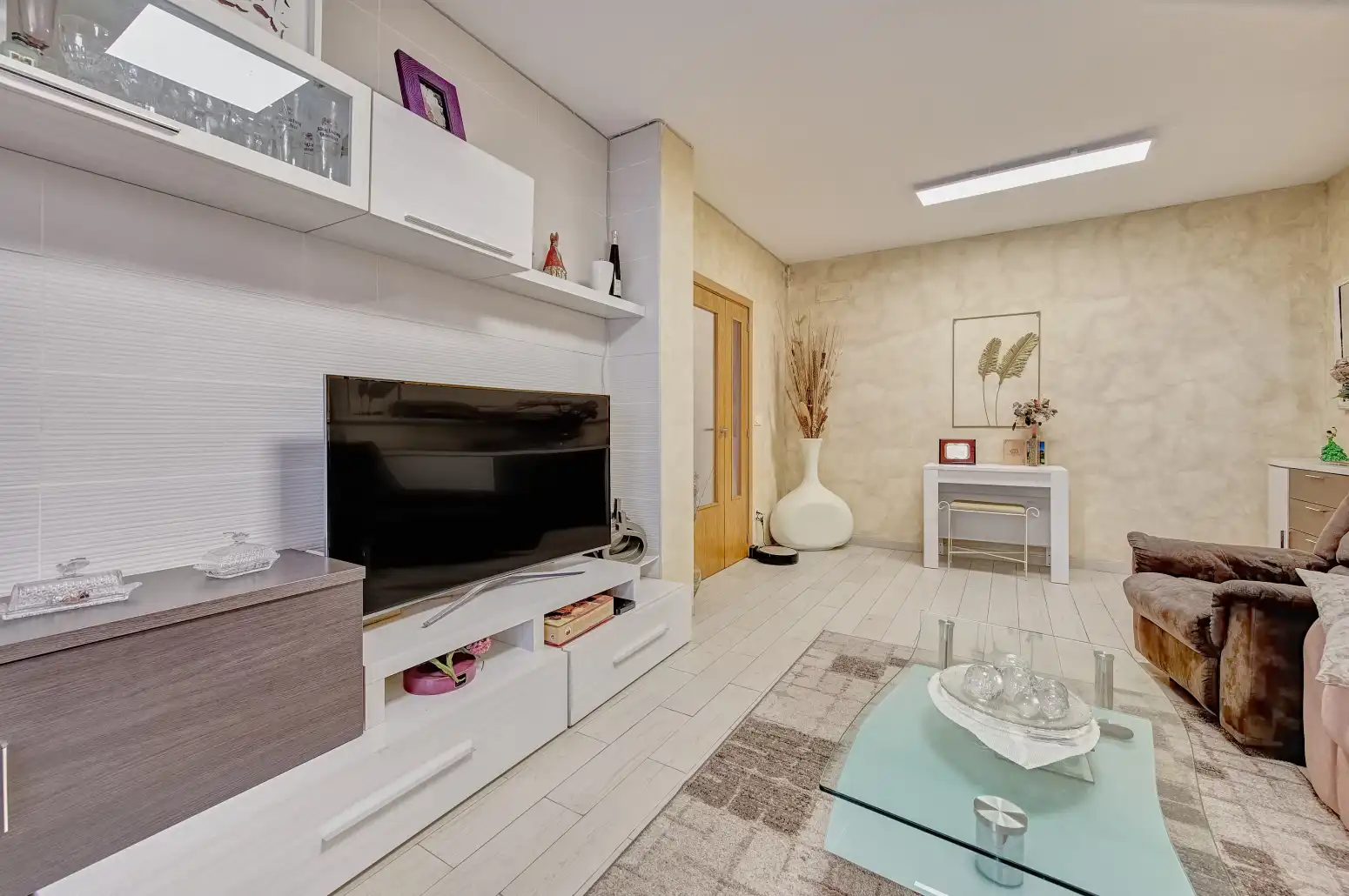 Living room of Detached homes for sale in Beriáin, Navarra