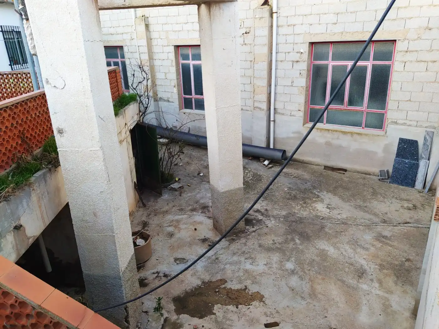 Außenansicht von Wohnung zum Verkauf in Villalgordo del Júcar mit Terrasse