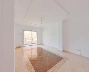 Living room of Flat for sale in Las Palmas de Gran Canaria  with Oven