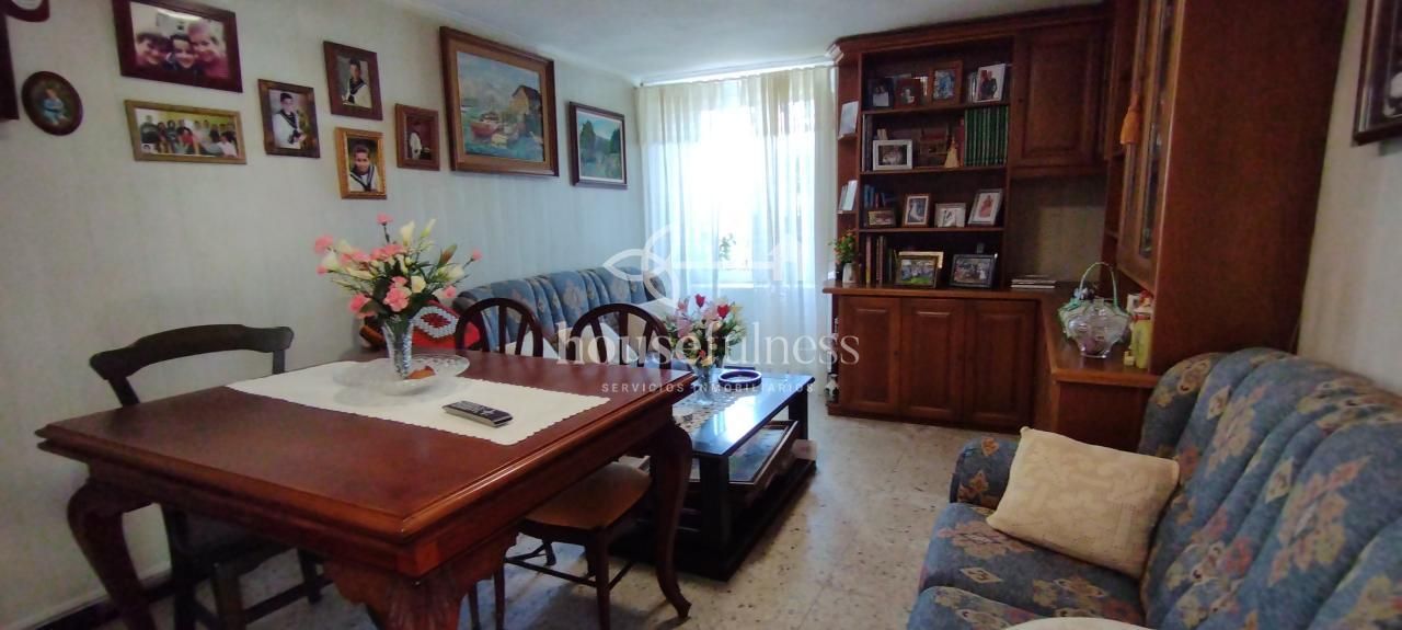 Sala d'estar de Casa o xalet en venda en Cabanas amb Calefacció, Jardí privat i Terrassa