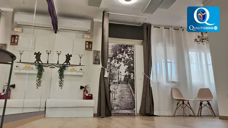 Local en venta en Alicante / Alacant con Aire acondicionado