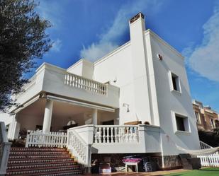 Exterior view of House or chalet for sale in  Almería Capital  with Air Conditioner, Terrace and Balcony