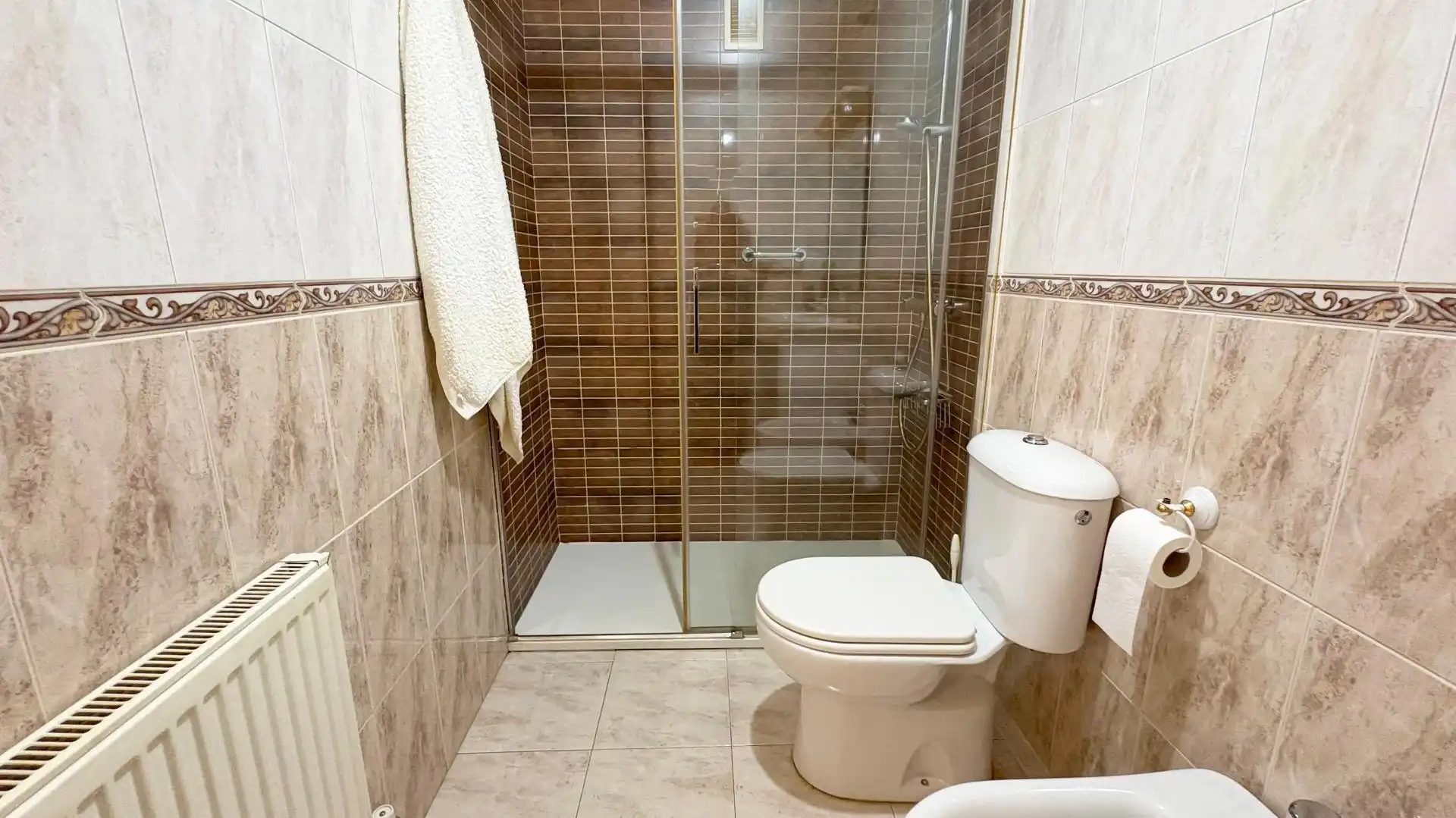 Baño de Piso en venta en Salamanca con Aire acondicionado, Calefacción y Amueblado