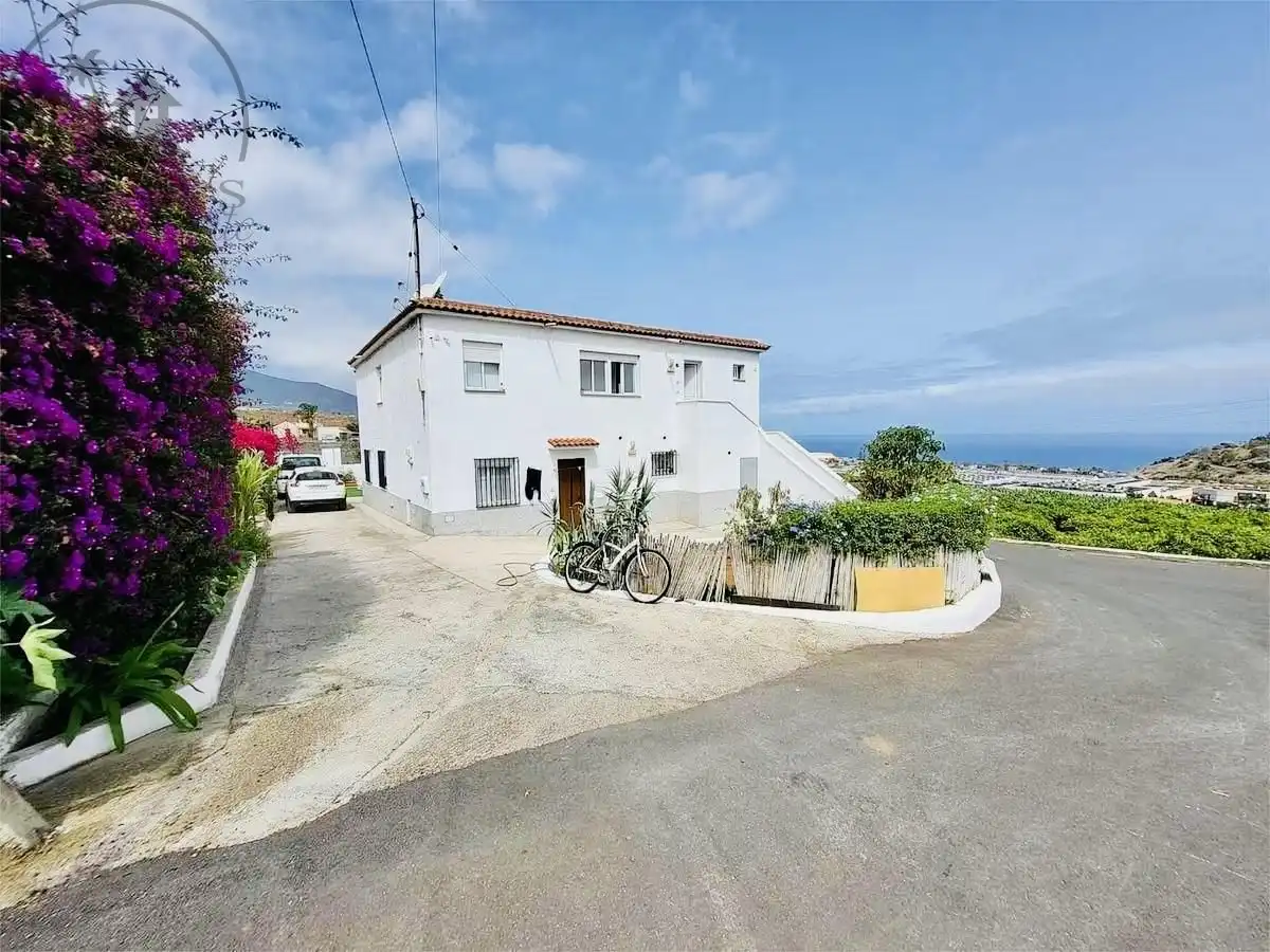 Vista exterior de Finca rústica en venta en La Orotava con Jardín privado y Terraza