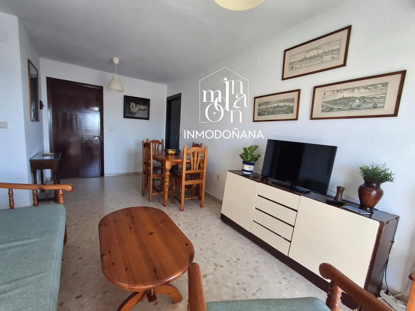 Sala de estar de Piso en venta en Almonte con Terraza y Piscina comunitaria