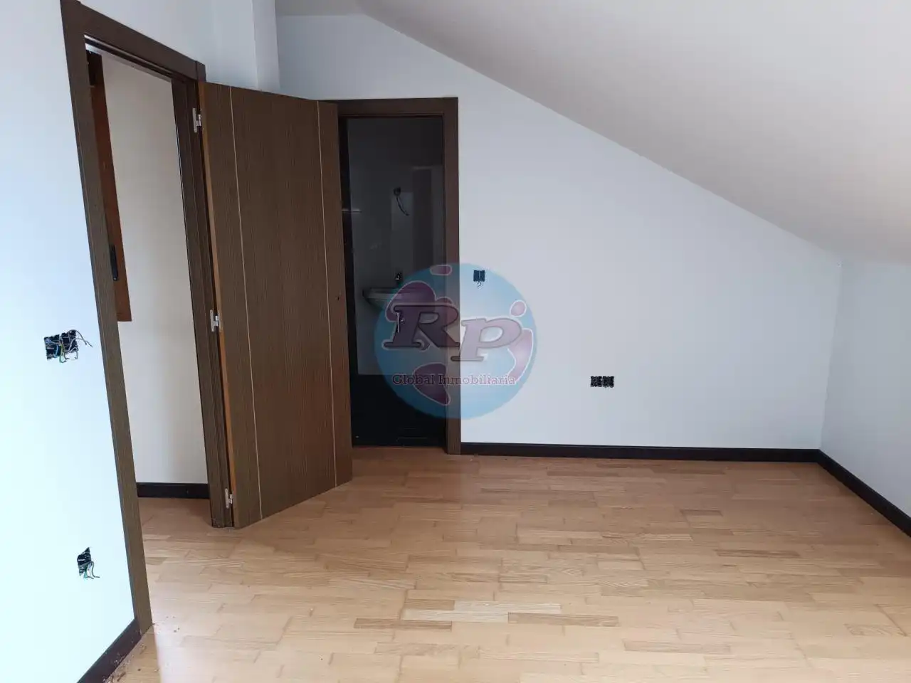 Casa o chalet en venta en Sariegos con Calefacción, Jardín privado y Parquet