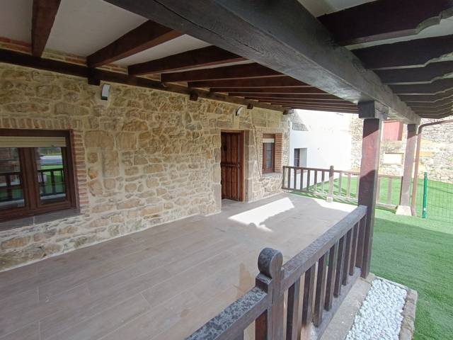 Casa-chalet en Venta en Reocín