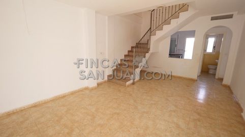 Foto 4 de Casa adosada en venda a El Rabal, Villena