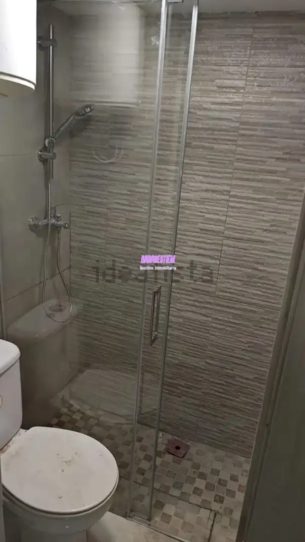 Badezimmer von Wohnung zum Verkauf in Badalona