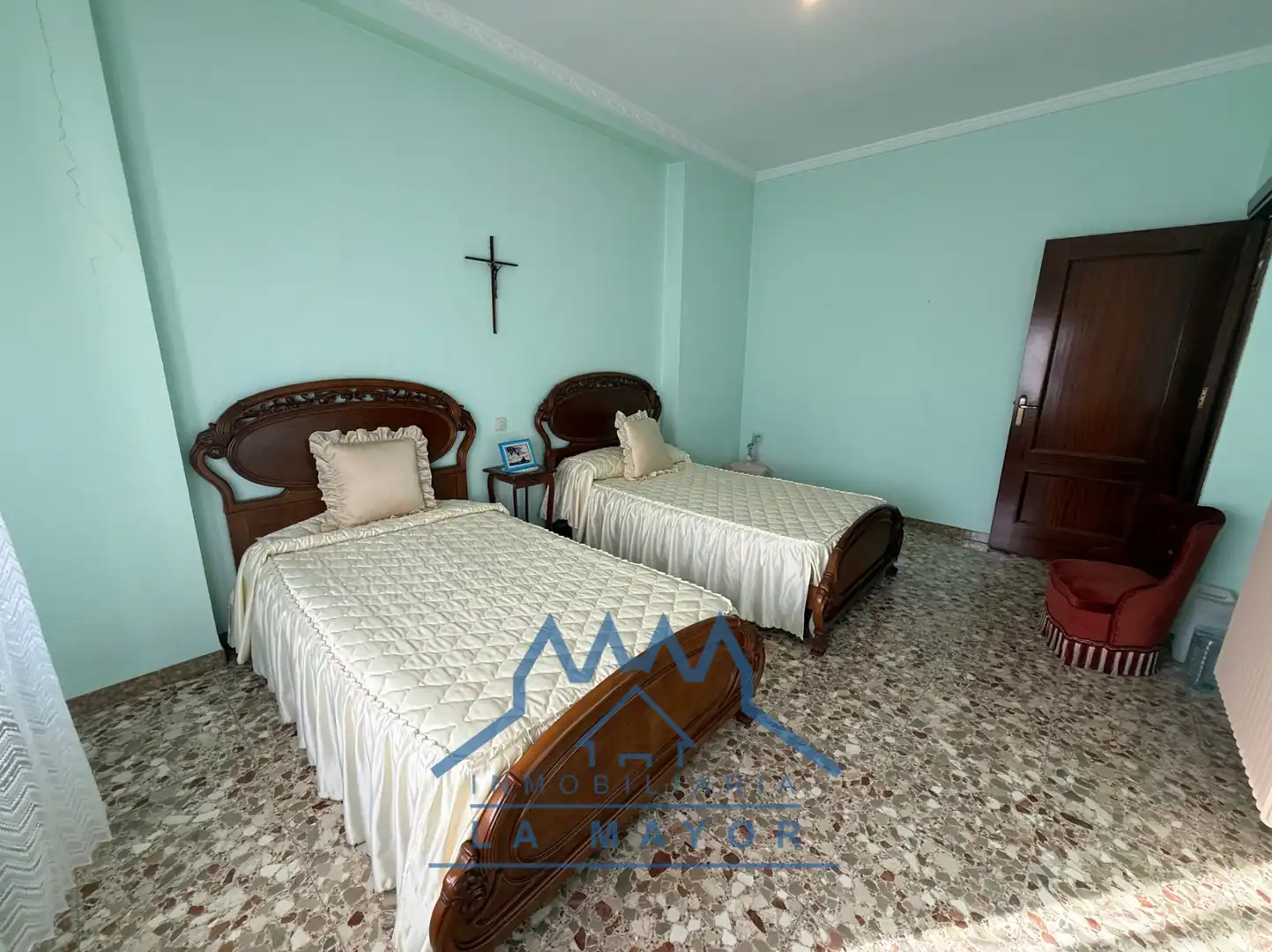 Dormitori de Casa o xalet en venda en Almagro amb Jardí privat, Terrassa i Traster