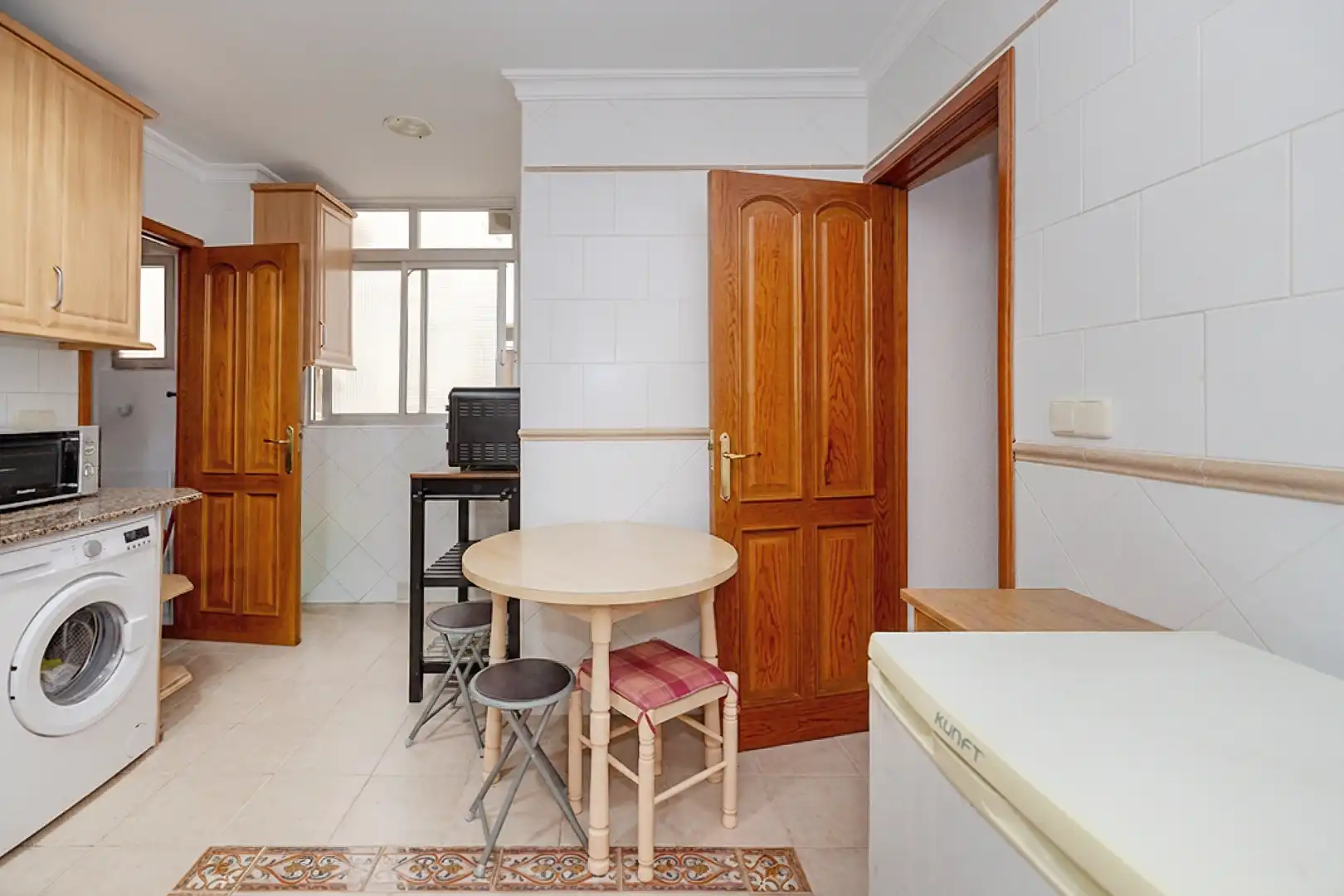 Cocina de Piso en venta en Málaga con Amueblado, Balcón y Piscina comunitaria