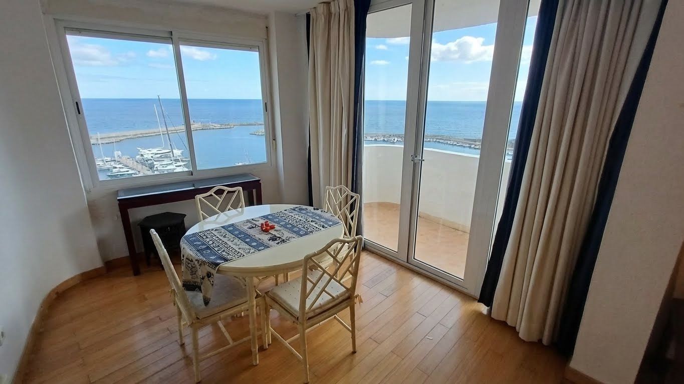 Dining room of Apartment for sale in Estepona  with Air Conditioner, Terrace and Swimming Pool