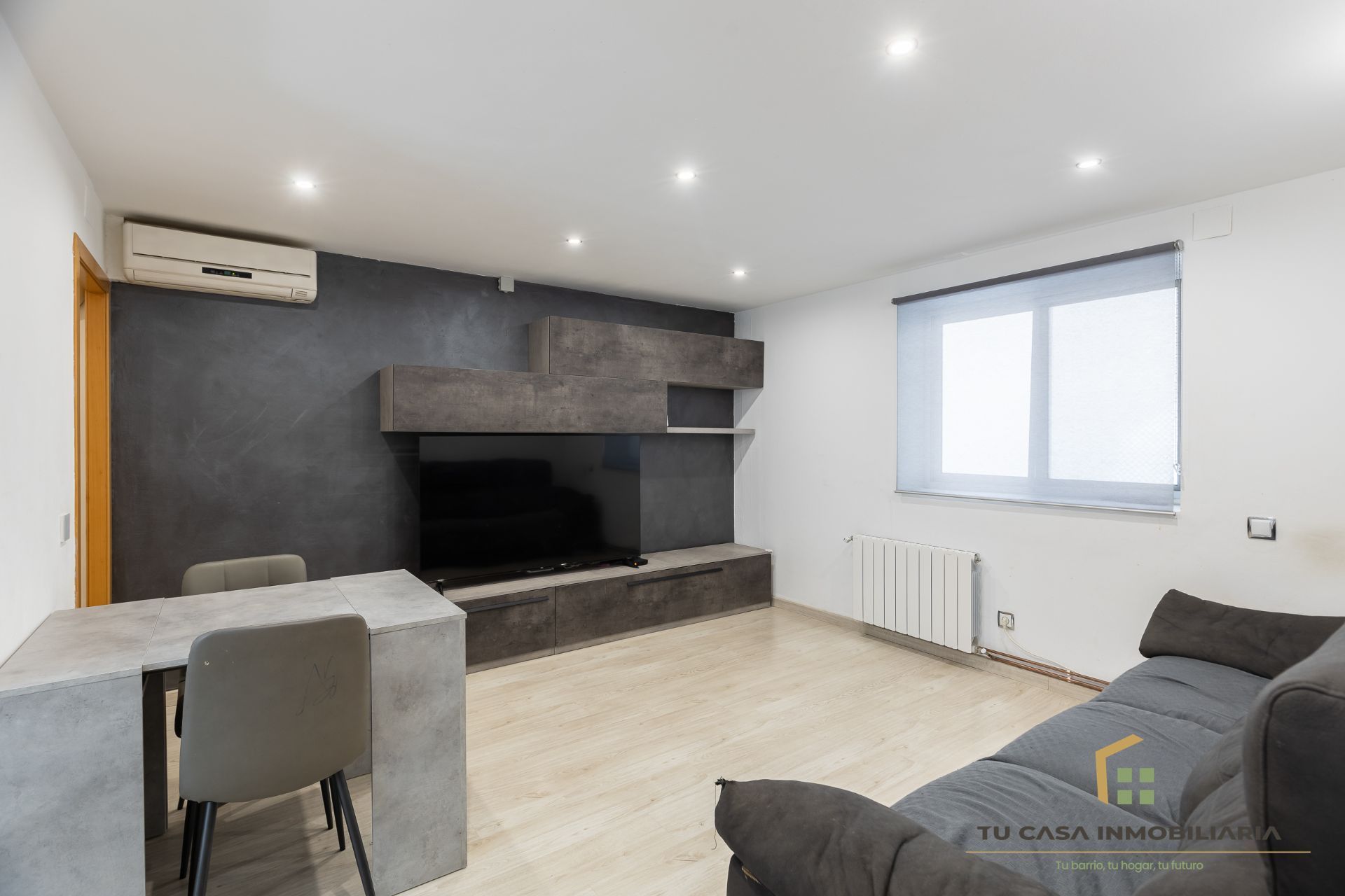 Living room of Flat for sale in Badalona  with Air Conditioner and Heating