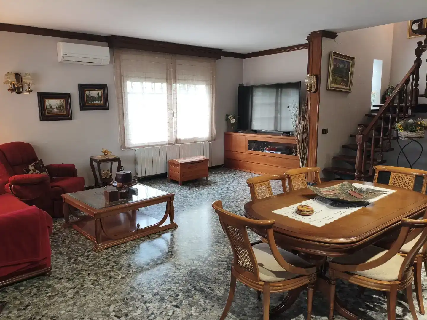 Sala d'estar de Pis en venda en Castellar del Vallès amb Aire condicionat, Jardí privat i Traster