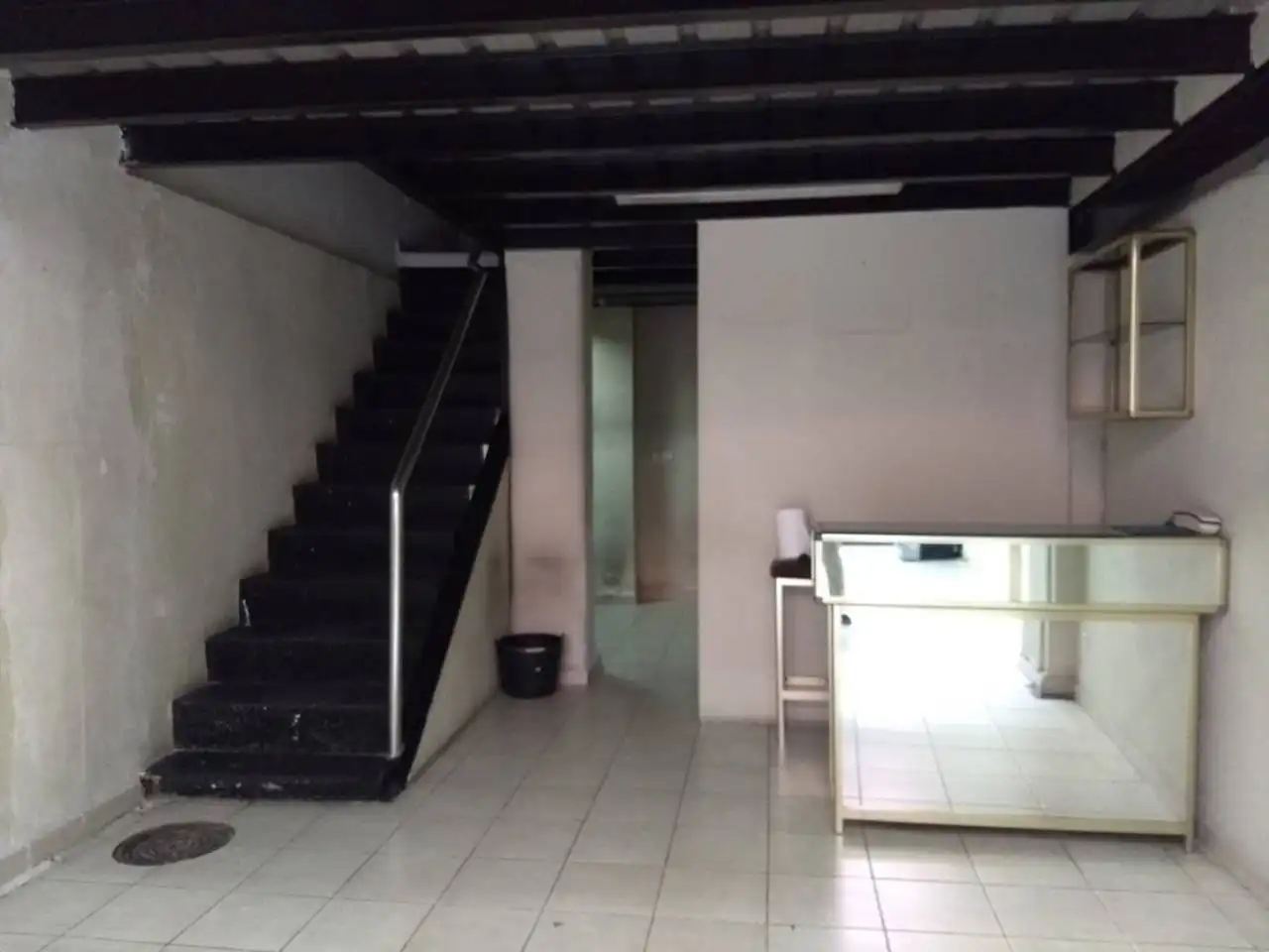 Local comercial en venda a Uribarri, imagen 5