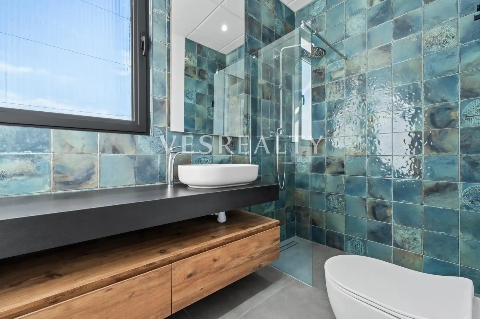 Baño de Casa o chalet de alquiler en Alicante / Alacant con Aire acondicionado, Calefacción y Terraza