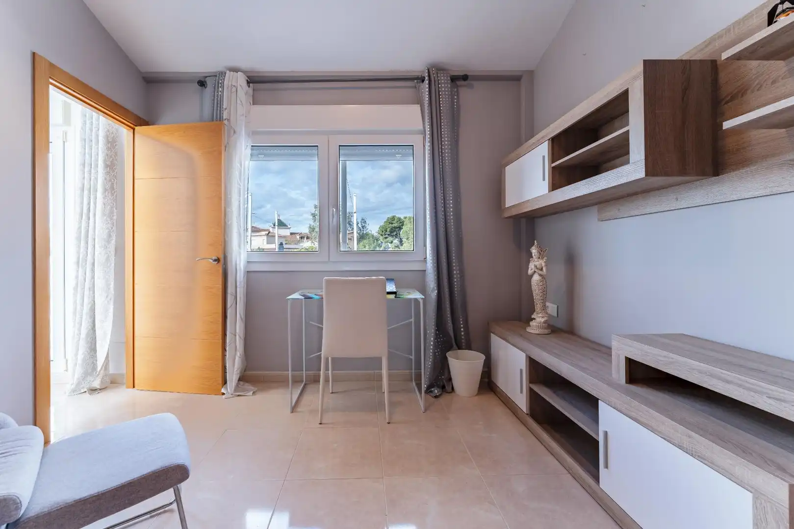Habitación de Casa o chalet en venta en Vélez-Málaga con Piscina comunitaria