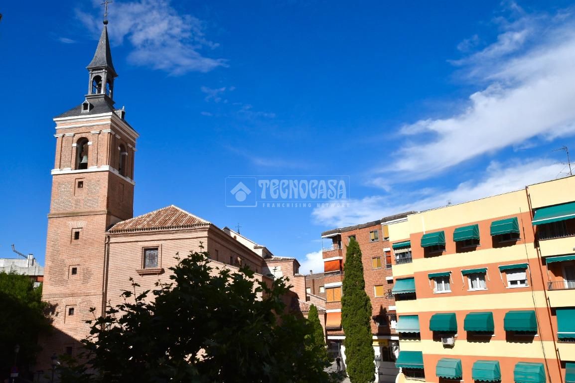 Flat for sale in Casco Antiguo, Centro