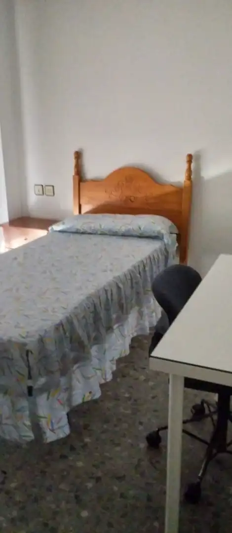 Flat for rent in Calle Magnolia, 3, Poniente
