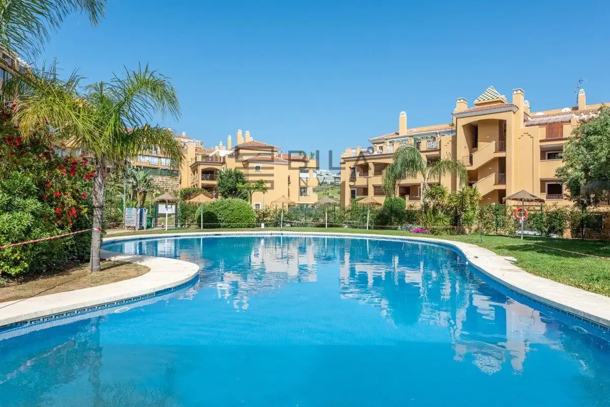 Penthouse mit Pool zum Verkauf in Hercesa Calanova Golf